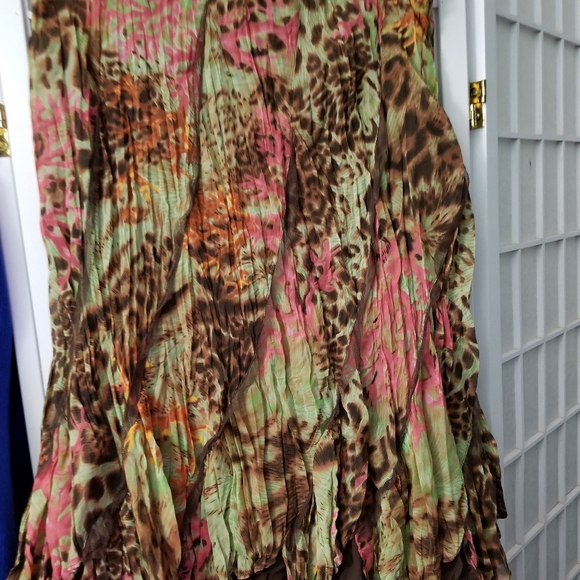 Alberto Makali crinkle flare skirt, size 12, NWT - Picture 5 of 8